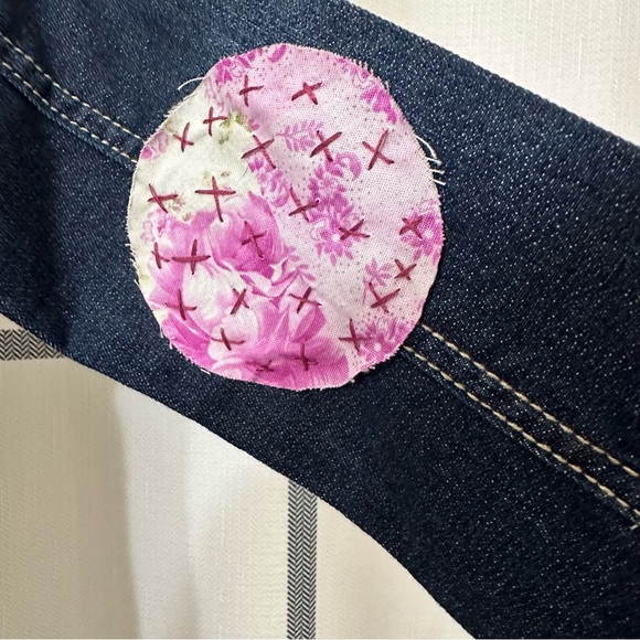 Say what? Girl, toddler 5T up, cycled, patchwork, floral Boho, Jean jacket. - Picture 8 of 11